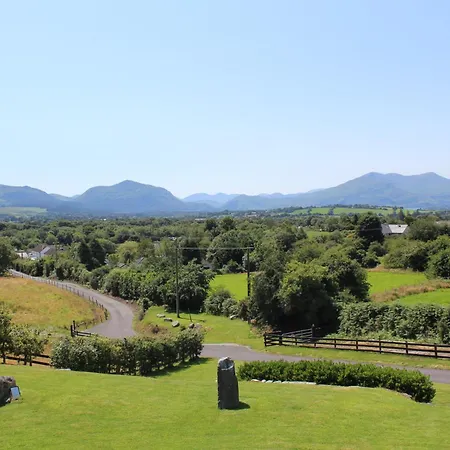 Summer Hill - Spectacular Panoramic And Mountain Views *